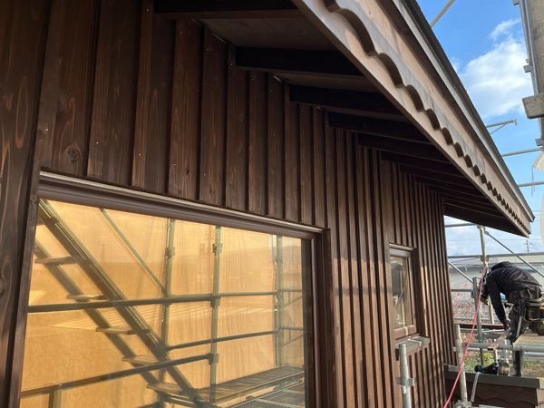 平川の家　外装工事中です